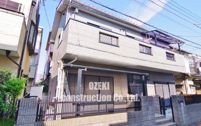 建物外観　弊社ホームページに写真がたくさんあります♪