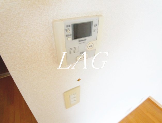 セキュリティ　モニター付きインターホンです。