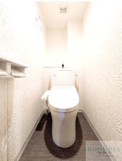 トイレ　※同タイプの別のお部屋です。