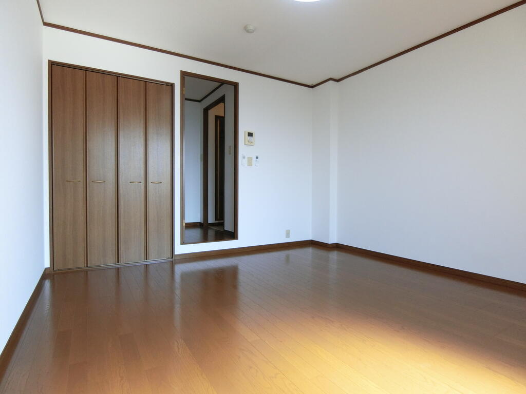 居室・リビング　※別部屋参考写真