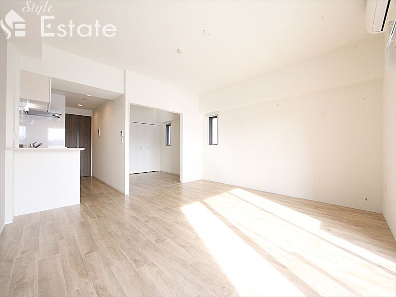 居室・リビング　内装