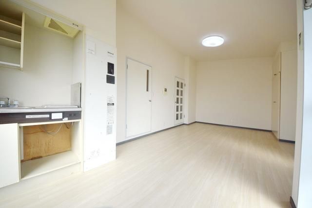 居室・リビング　居室です♪