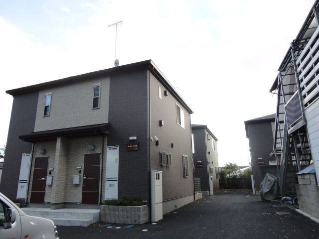 エントランス　物件敷地エントランス付近