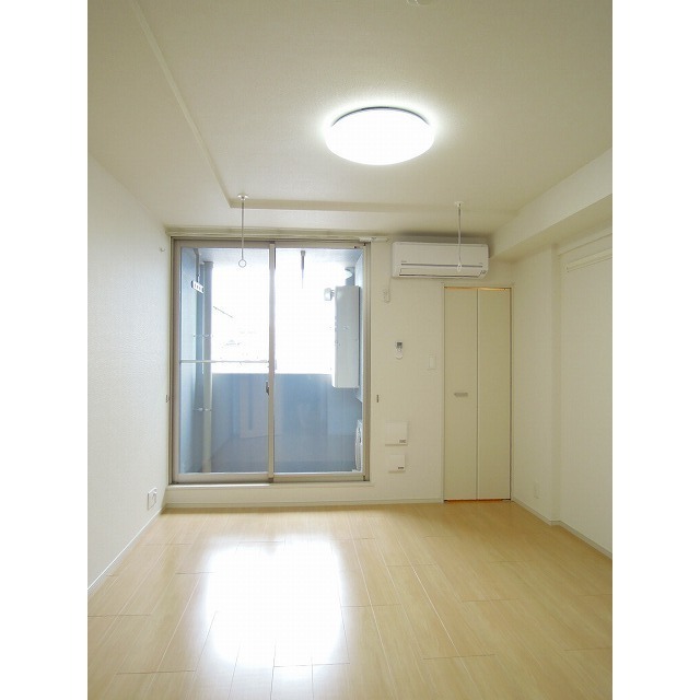 建物外観　洋室