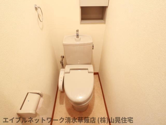 トイレ　ゆったりとした空間のトイレです