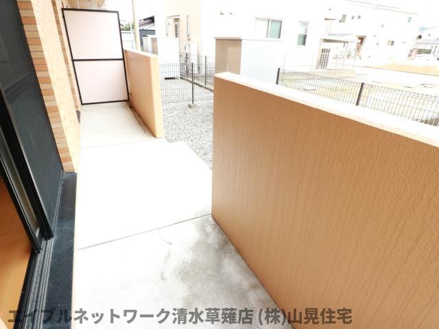 バルコニー　落ち着いた時間を過ごせるバルコニーです