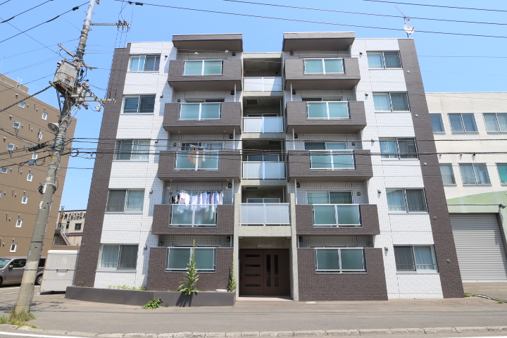 建物外観　☆物件名【クレストパレス菊水】とお伝え下さい！