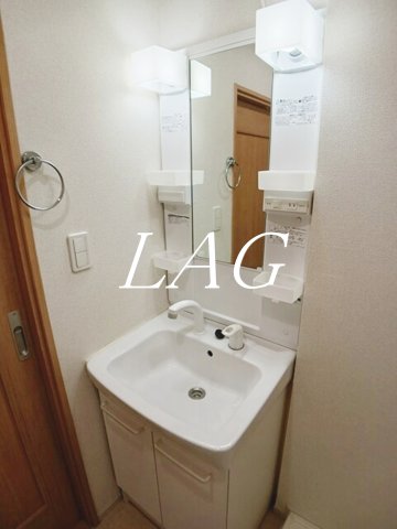 洗面設備　洗面台です。