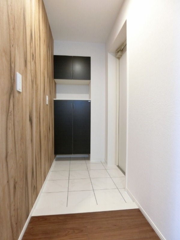玄関　図面と現状に相違がある場合には現状を優先