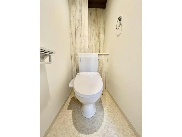 GRANDUKE代官町reversoのトイレ写真