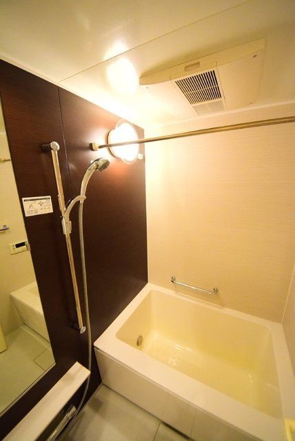 バス・シャワールーム　同タイプ別部屋写真