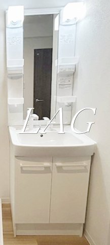 洗面設備　洗面台です。