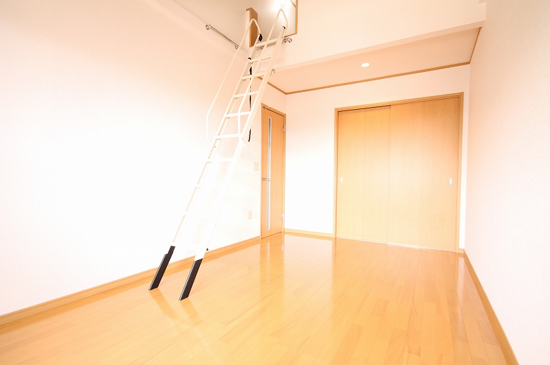 その他部屋・スペース　明るい色調の室内です