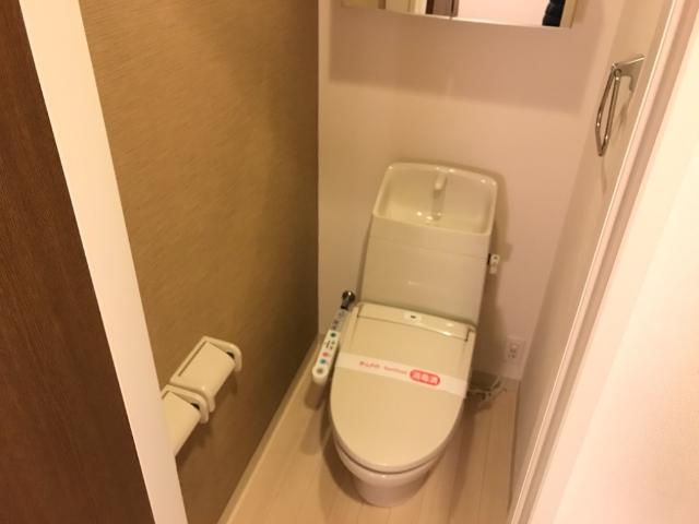 トイレ　シャワー付トイレ