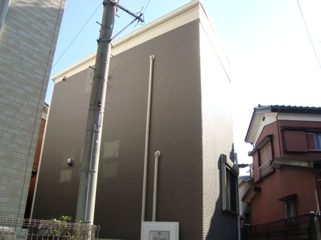 建物外観　外観写真（昼）