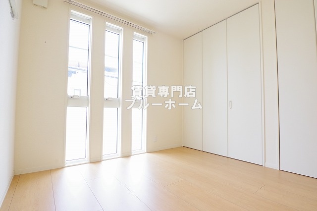 その他部屋・スペース　5.3帖のゆったりとした洋室！