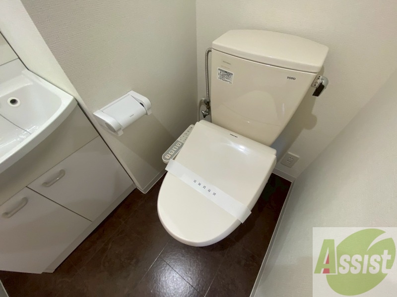トイレ　トイレです。ウォシュレット付を探している方、おすすめです。