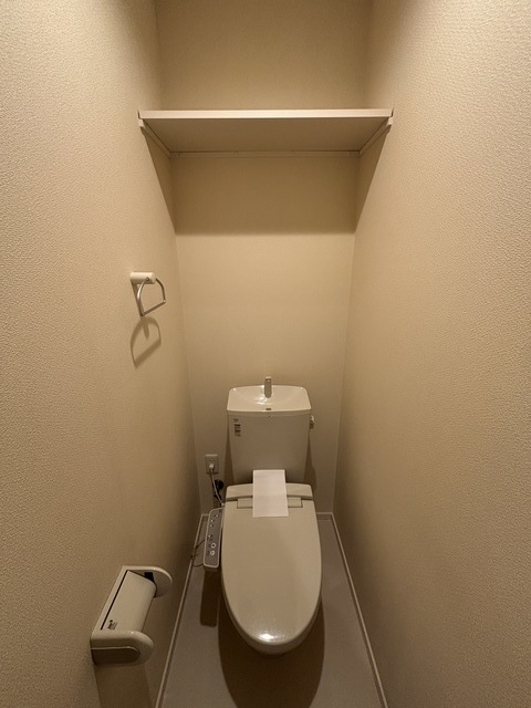 トイレ　※別号室参考写真
