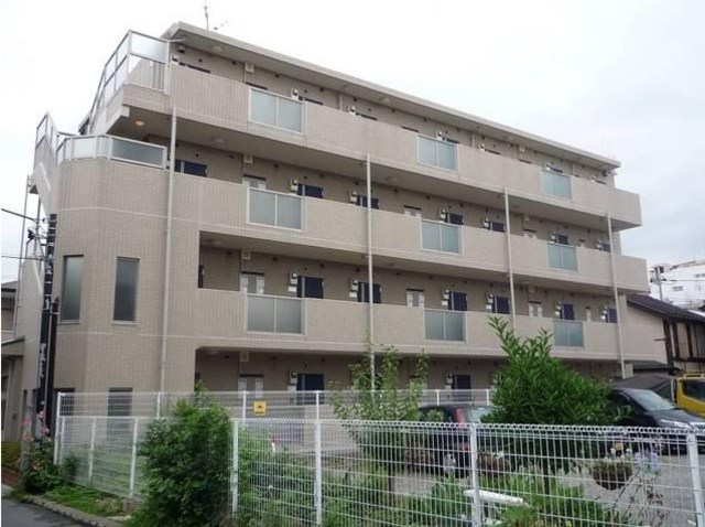 建物外観　２００５年築の賃貸マンション