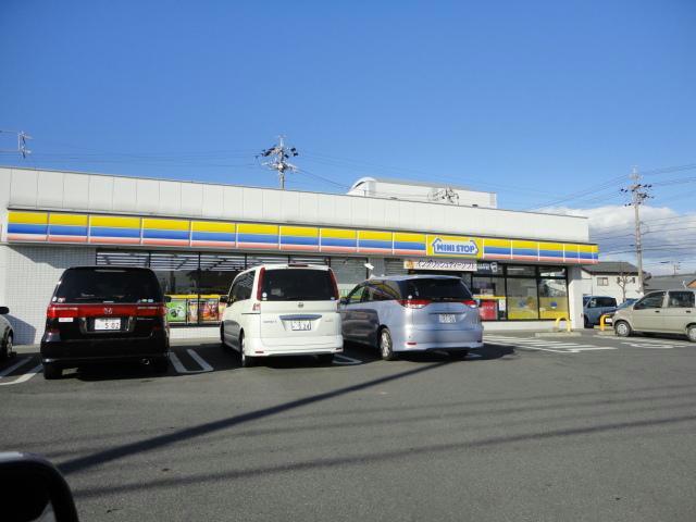 コンビニ　ミニストップ鈴鹿西条店（コンビニ）まで901m