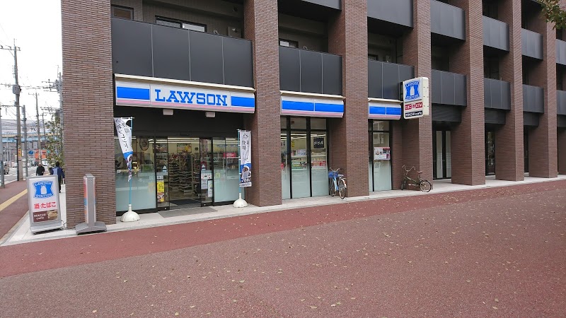 コンビニ　ローソン博多築港本町店（コンビニ）まで249m