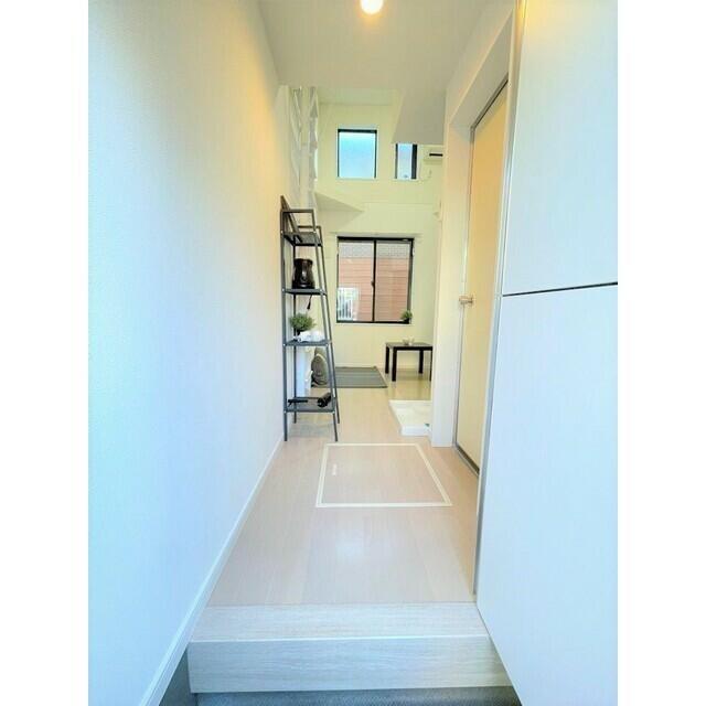 玄関　同建物別部屋参考