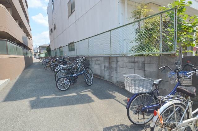 コンビニ　セブンイレブン広島海田曙町店（コンビニ）まで627m