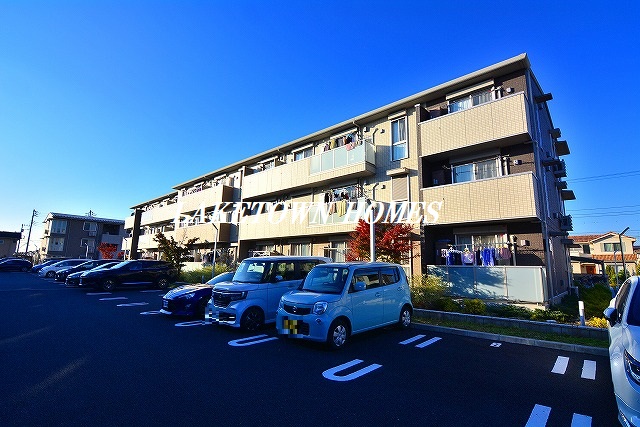 建物外観　レイクタウンでのお部屋探しは『地元の当社』にお任せ下さい！