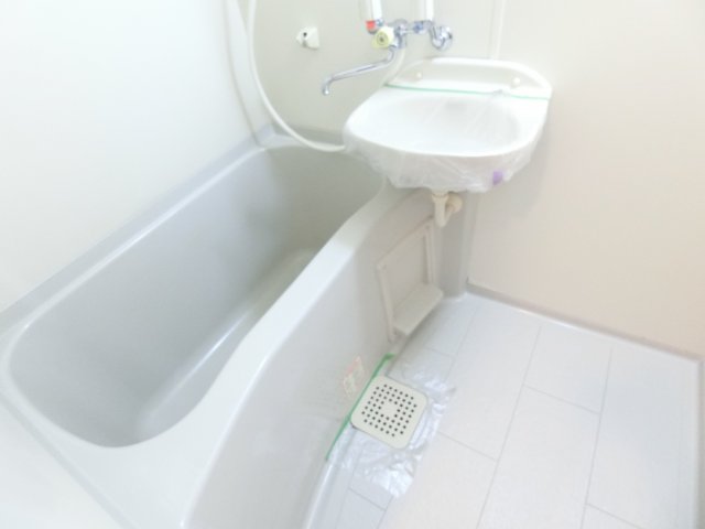 バス・シャワールーム　詳細は、RISUMO江坂本店→06-6155-7137まで♪