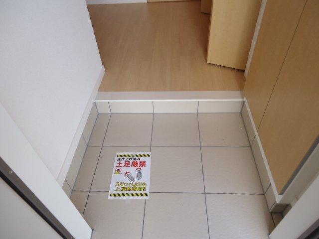 玄関　玄関（イメージ）
