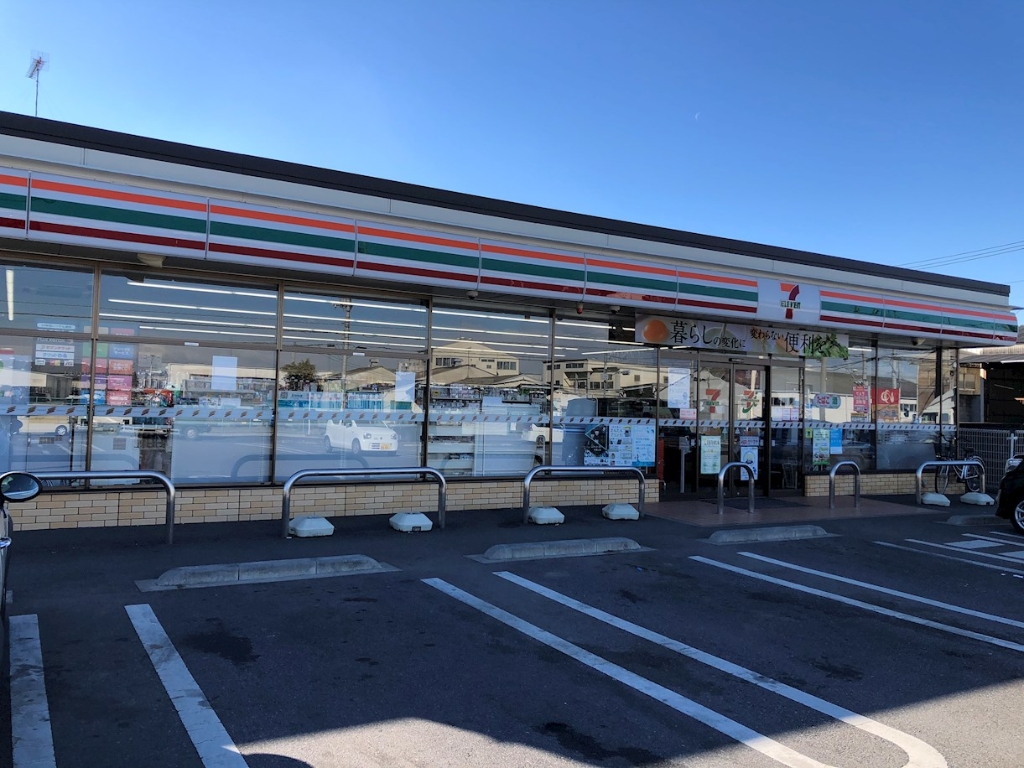 コンビニ　セブンイレブン 小山横倉新田店（コンビニ）まで762m