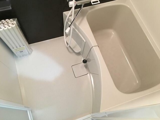 バス・シャワールーム　バスルーム