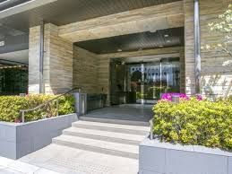 エントランス　建物の内部です