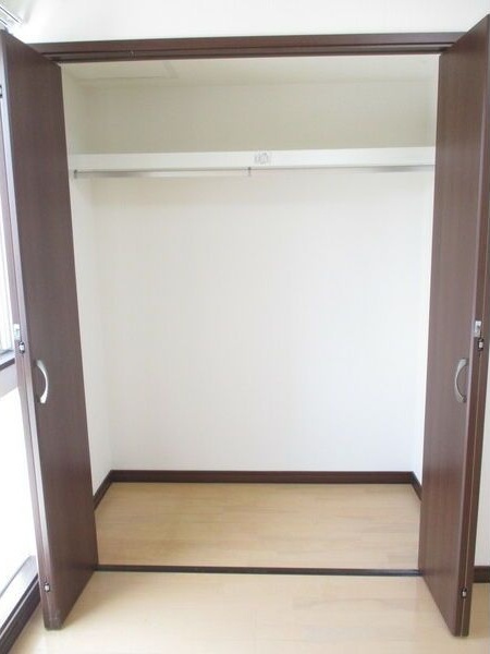 収納　壁一面の大型クローゼットです！