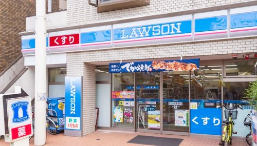 コンビニ　ローソン世田谷一丁目店（コンビニ）まで271m