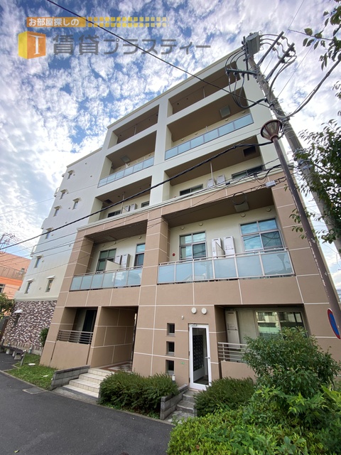建物外観　レンガ調でかわいらしい外観です