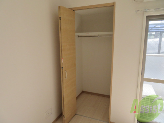 収納　クローゼットがありました。お洋服や荷物はここへ