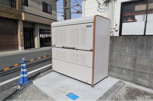 その他共有部分　敷地内ゴミ箱