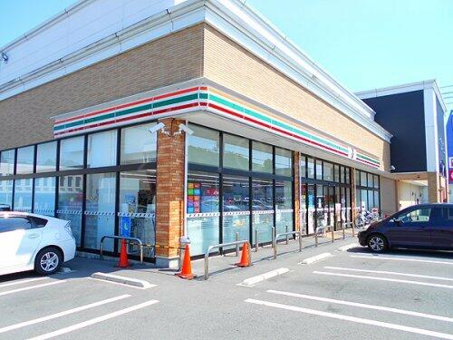 コンビニ　セブンイレブン神戸有野中町2丁目店（コンビニ）まで480m