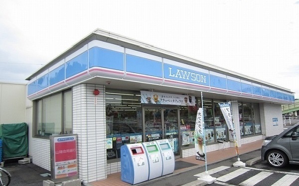 コンビニ　ローソン松江比津店（コンビニ）まで450m