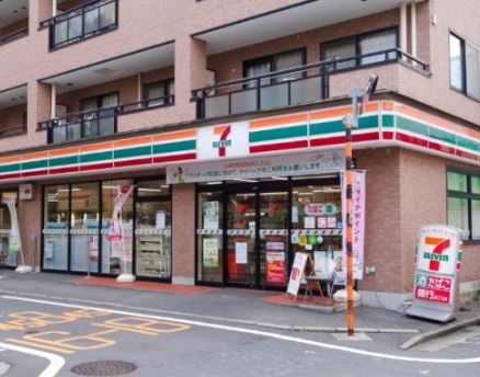 コンビニ　セブン－イレブン大田区大森西２丁目店（コンビニ）まで299m