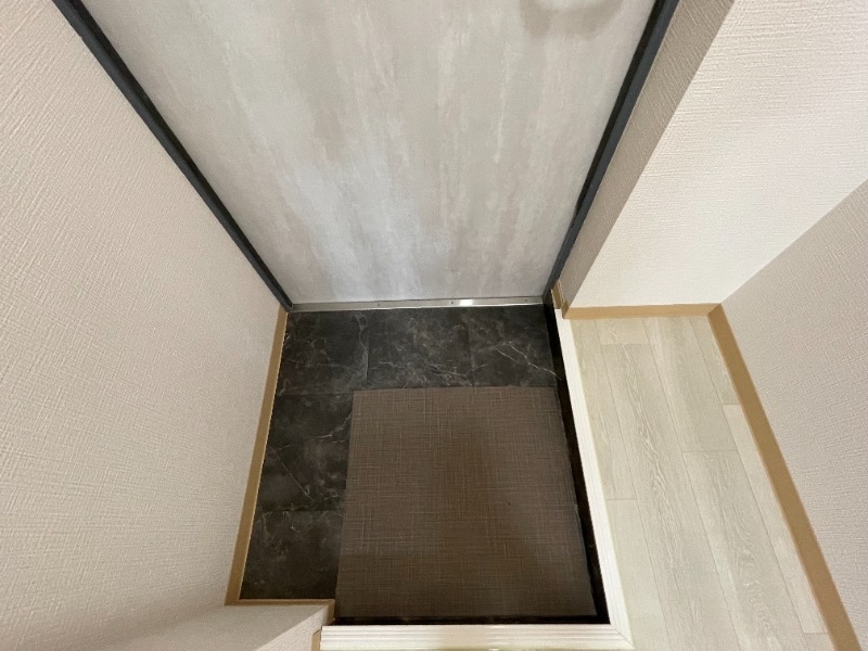 玄関　玄関です。