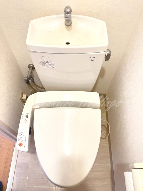 トイレ　トイレ個室♪