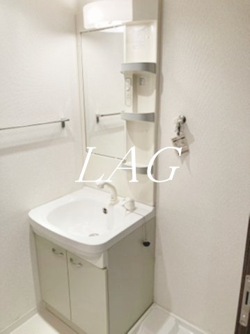 洗面設備　洗面台です。