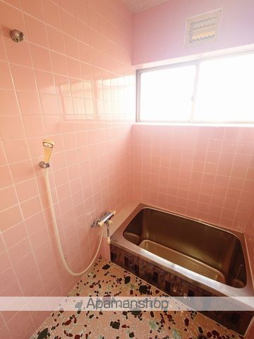 黒田6DK戸建の風呂写真