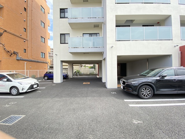 駐車場　駐車場（空き要確認）
