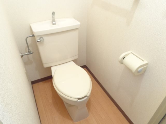 ル・シカーレのトイレ写真