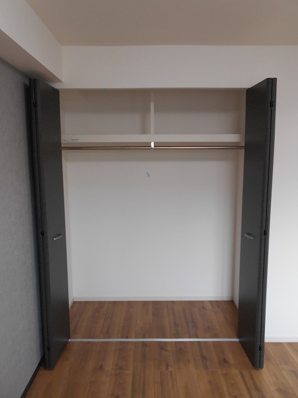 収納　建築中の為、同一タイプ