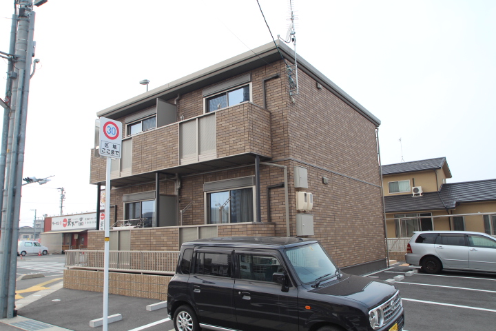 建物外観　Nスタイルホームにお任せ下さい♪