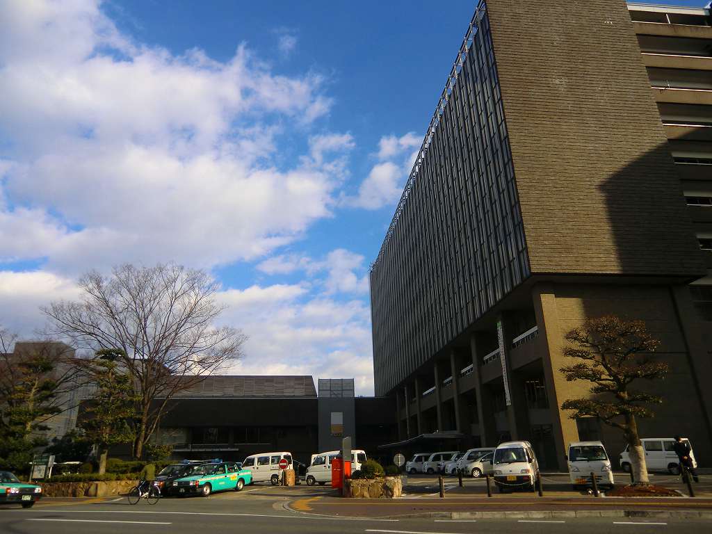 役所　岡山市役所（役所）まで868m